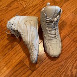 Ryder wear - D-MAK BY LAUREN SIMPSON size 6.5 womens